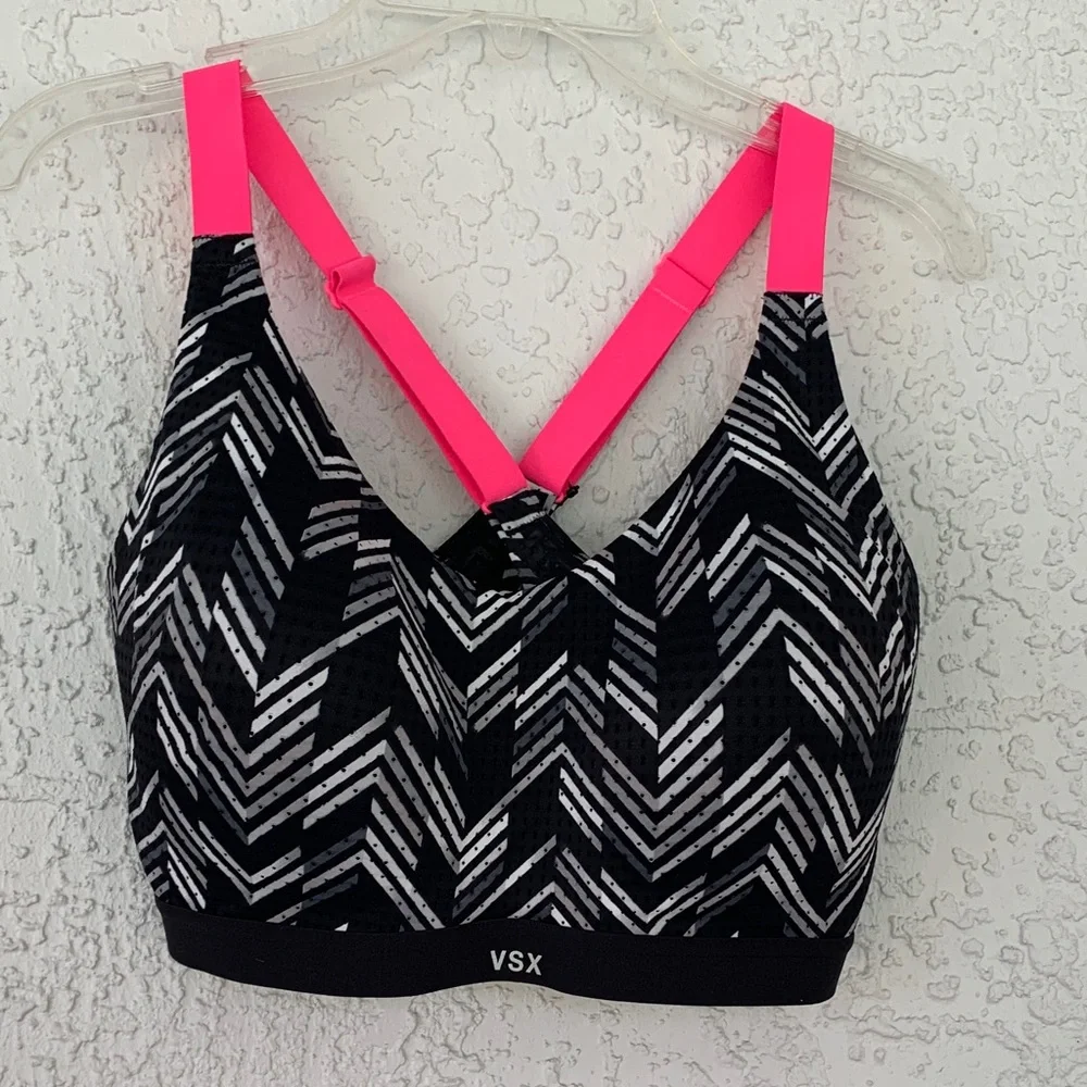 VSX sport Chevron Black and Neon Pink lightweight Sports Bra izec34DD